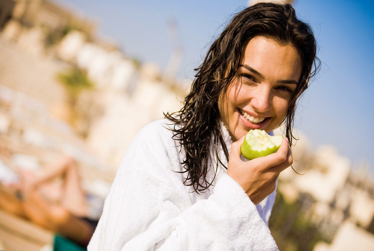 Enjoying fresh, healthy food